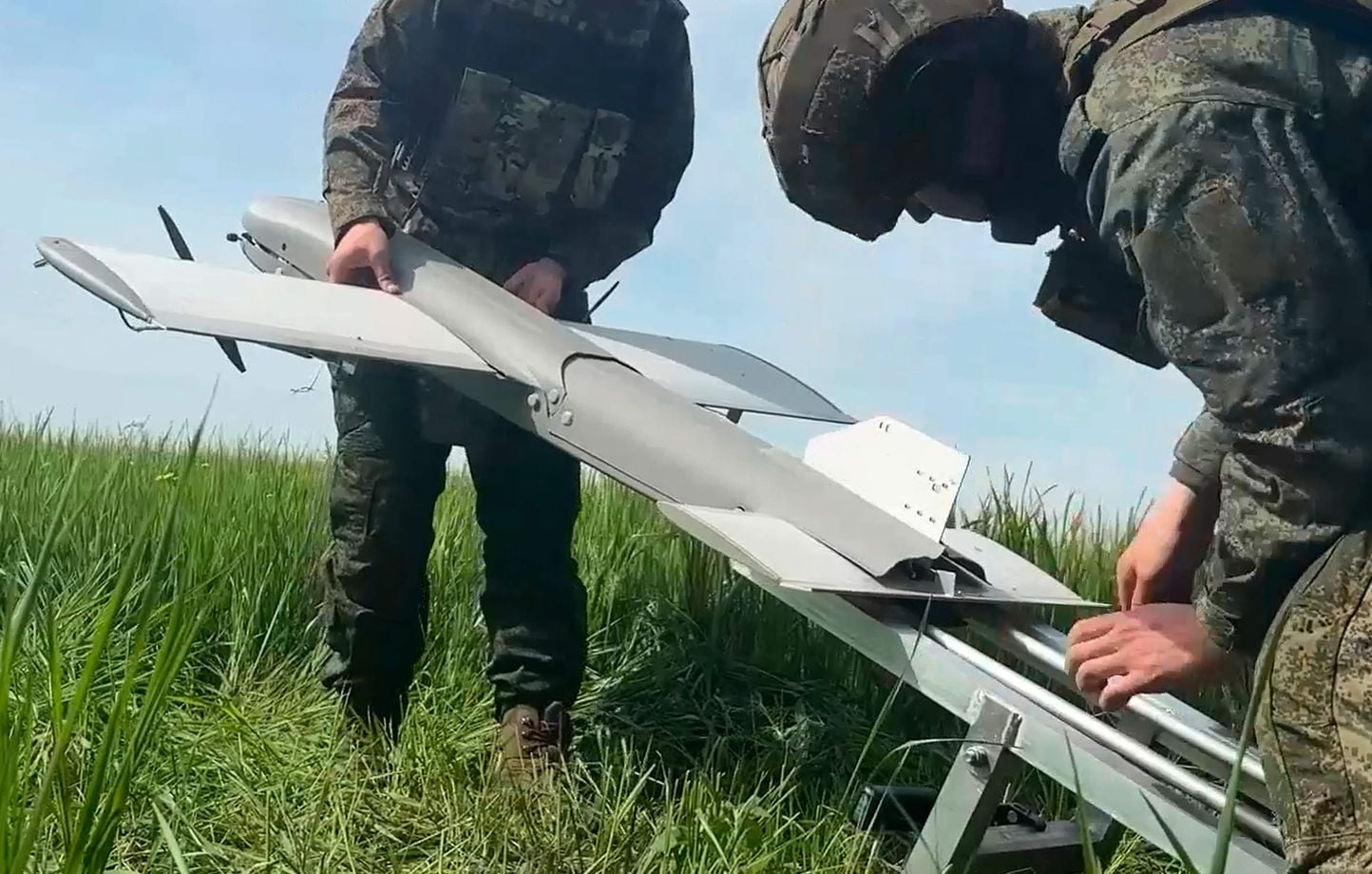 Ataques con drones ucranianos matan a cinco personas en Rusia… Ataques con drones ucranianos matan a cinco personas en Rusia…